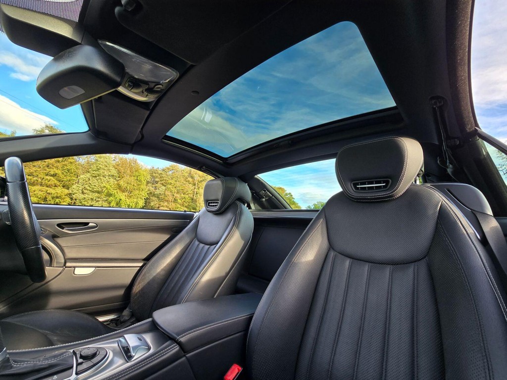 MERCEDES-BENZ SL 5.5 SL500 2010