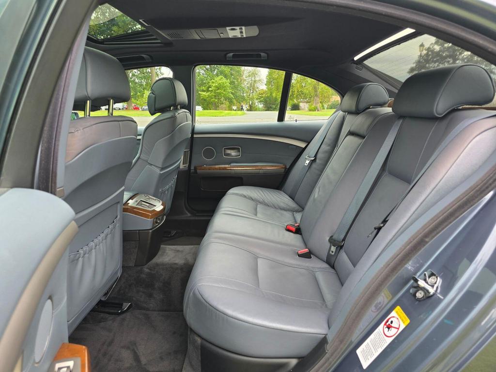 BMW 7 SERIES 3.0 730d SE 2006