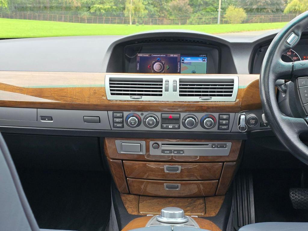 BMW 7 SERIES 3.0 730d SE 2006