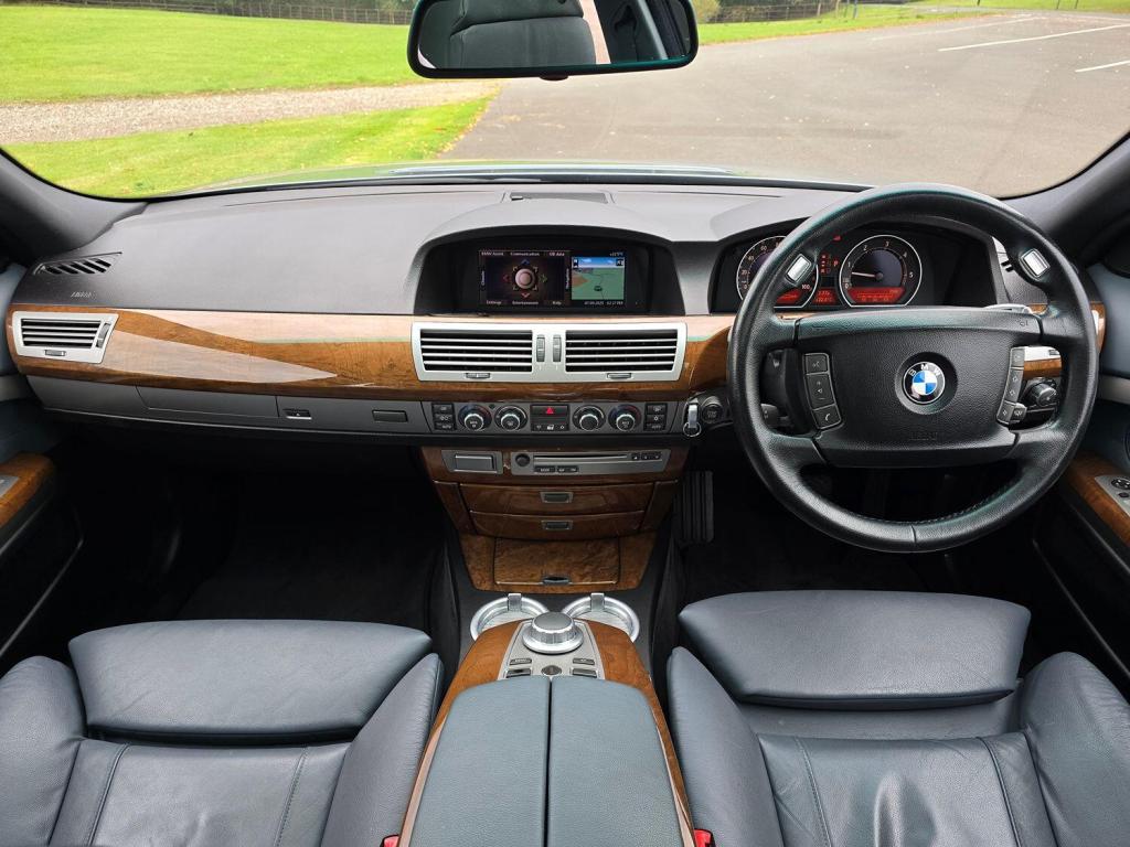 BMW 7 SERIES 3.0 730d SE 2006