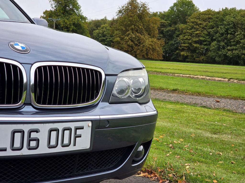 BMW 7 SERIES 3.0 730d SE 2006
