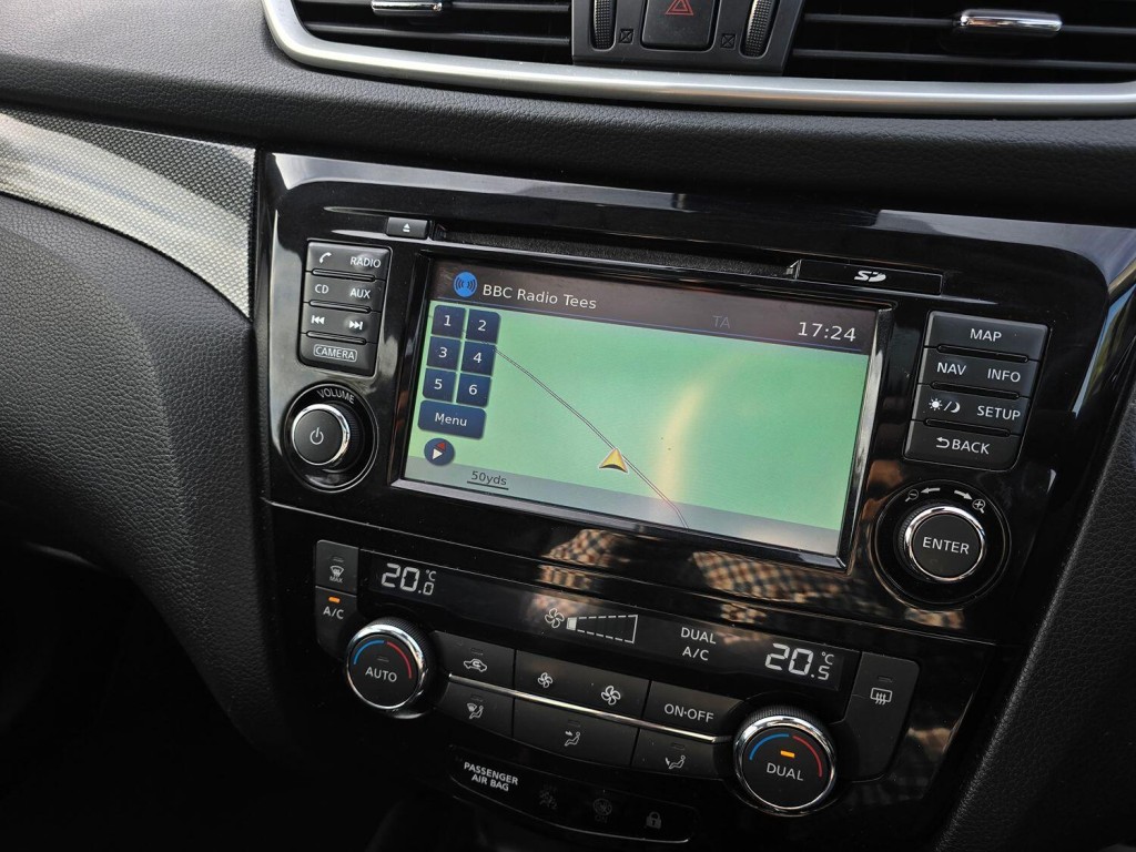 NISSAN X-TRAIL 1.6 DIG-T N-Vision 2017