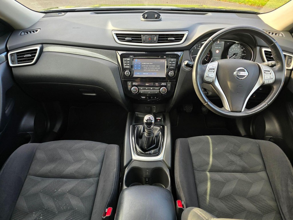 NISSAN X-TRAIL 1.6 DIG-T N-Vision 2017
