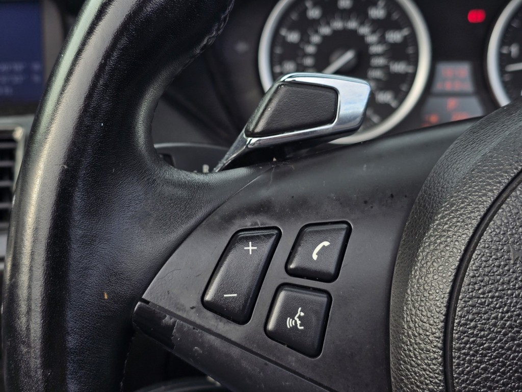 BMW 6 SERIES 3.0 635d Sport Convertible 2009