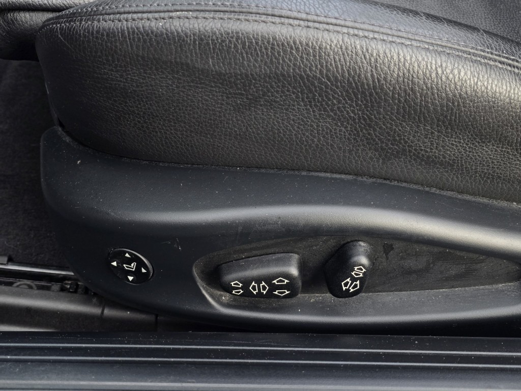 BMW 6 SERIES 3.0 635d Sport Convertible 2009