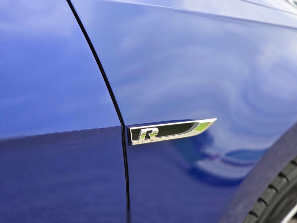 VOLKSWAGEN GOLF 2.0 TSI R 2018