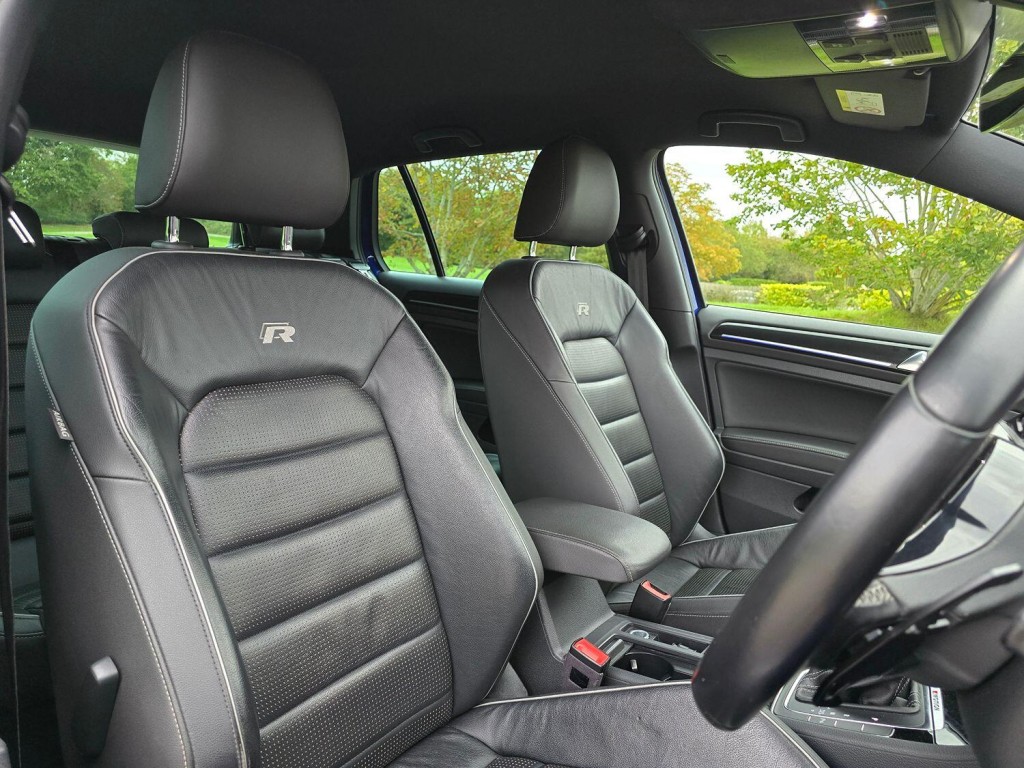 VOLKSWAGEN GOLF 2.0 TSI R 2018