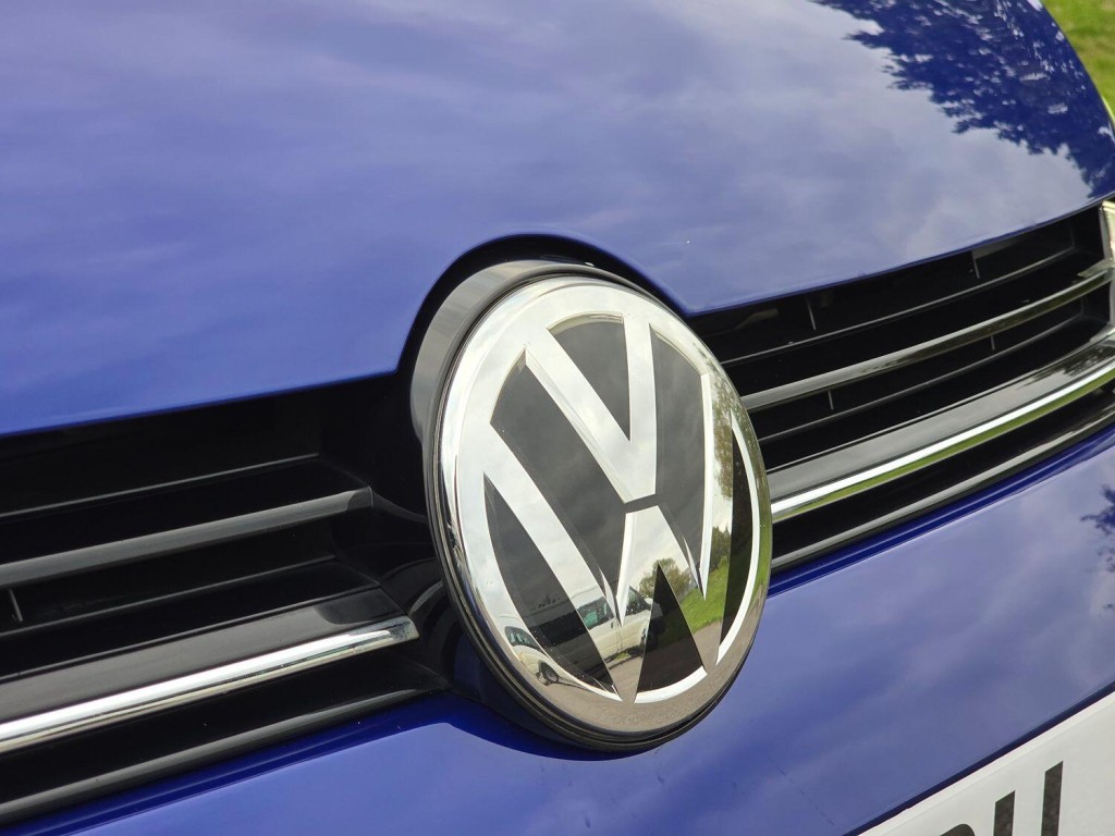 VOLKSWAGEN GOLF 2.0 TSI R 2018