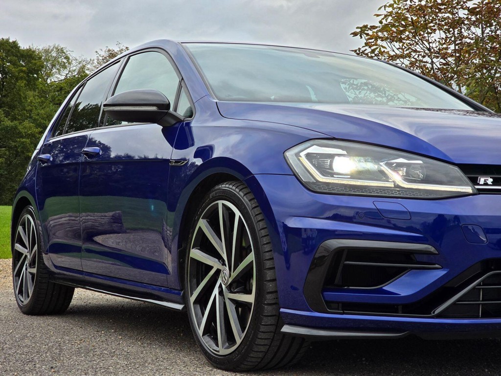 VOLKSWAGEN GOLF 2.0 TSI R 2018