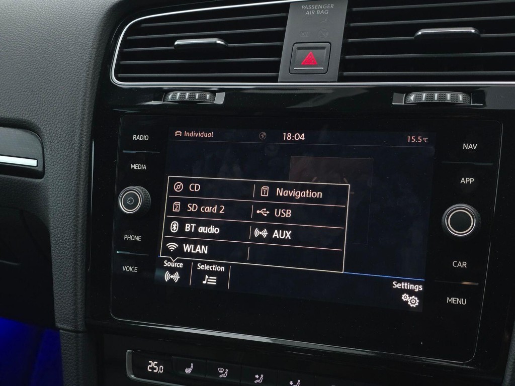 VOLKSWAGEN GOLF 2.0 TSI R 2018