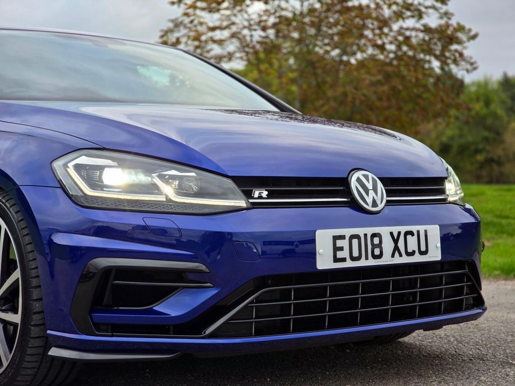 VOLKSWAGEN GOLF 2.0 TSI R 2018