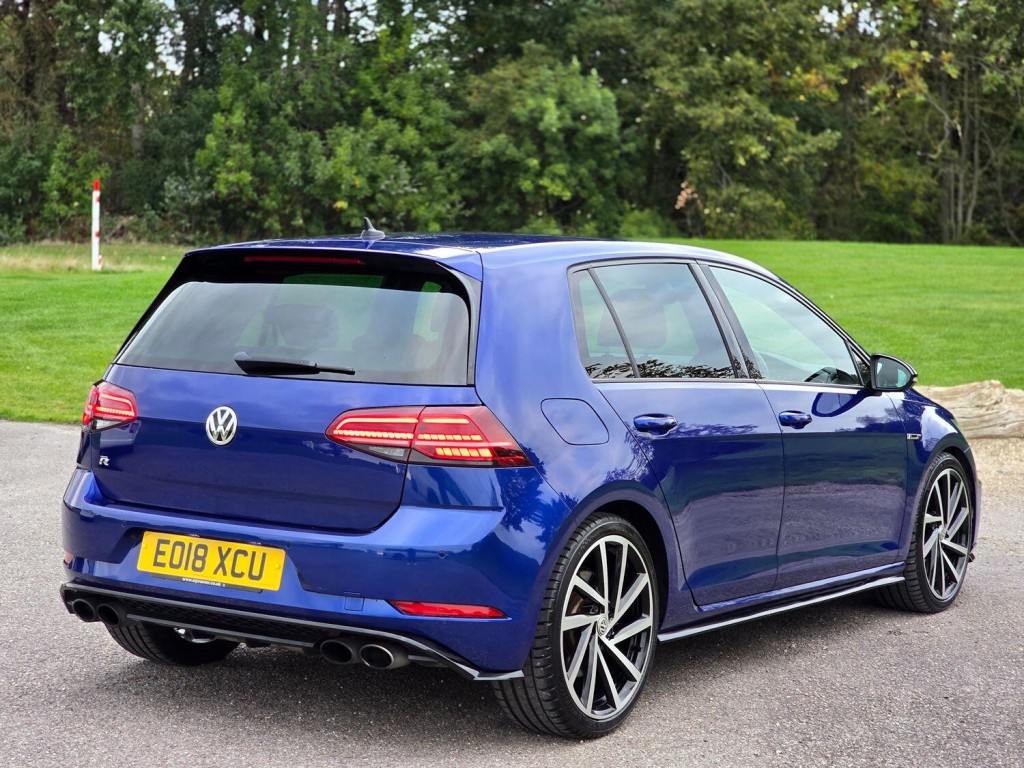 VOLKSWAGEN GOLF 2.0 TSI R 2018