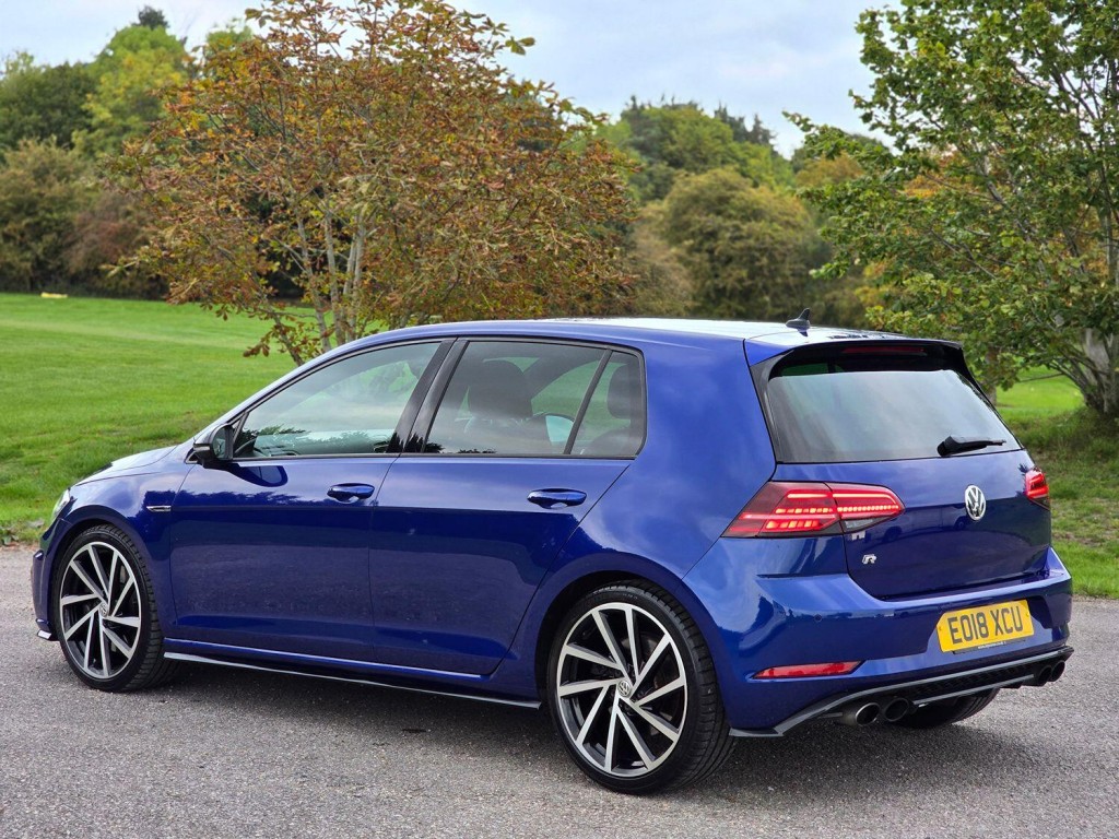VOLKSWAGEN GOLF 2.0 TSI R 2018
