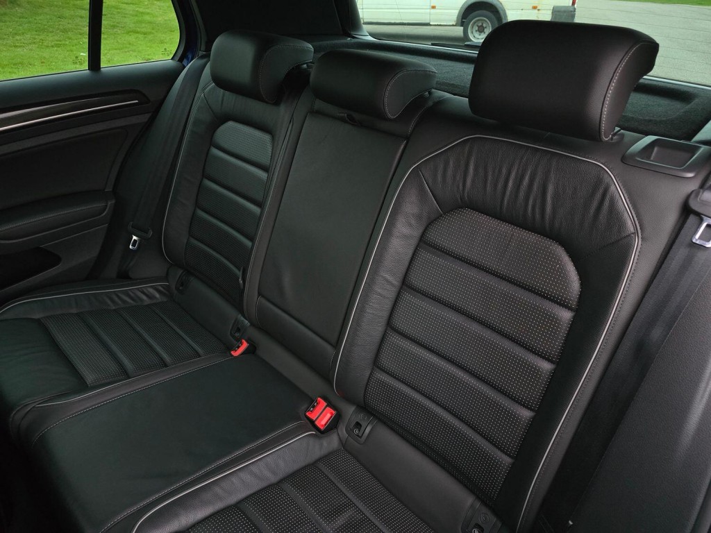 VOLKSWAGEN GOLF 2.0 TSI R 2018