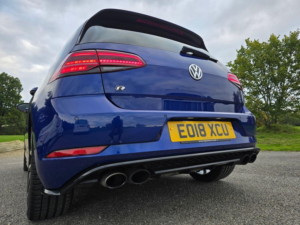 VOLKSWAGEN GOLF 2.0 TSI R 2018