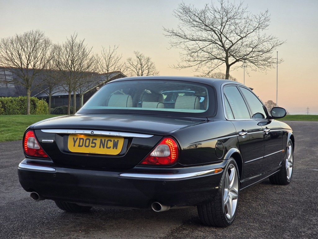 JAGUAR XJ 4.2 XJ8 Sovereign 2005
