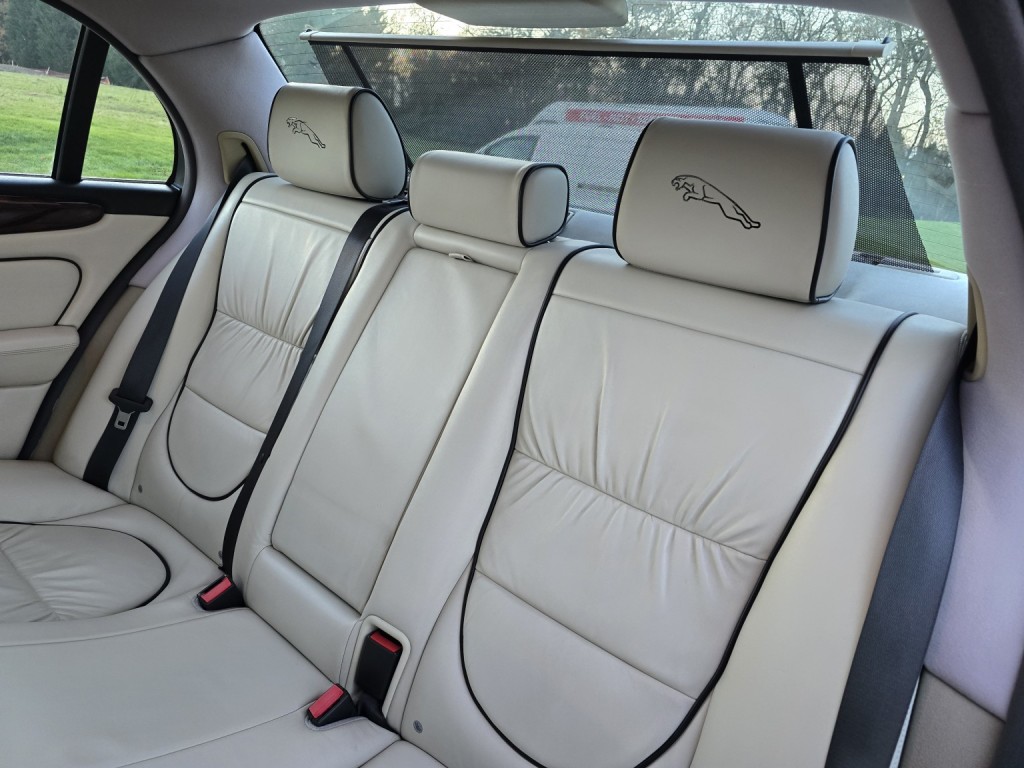 JAGUAR XJ 4.2 XJ8 Sovereign 2005