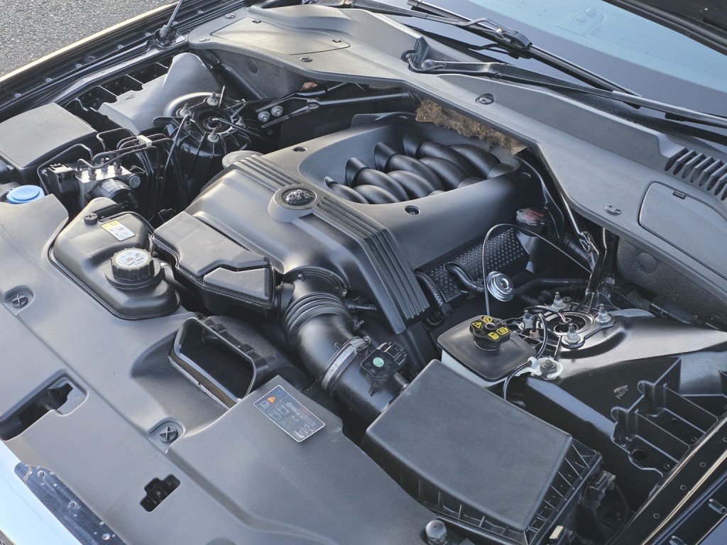 JAGUAR XJ 4.2 XJ8 Sovereign 2005