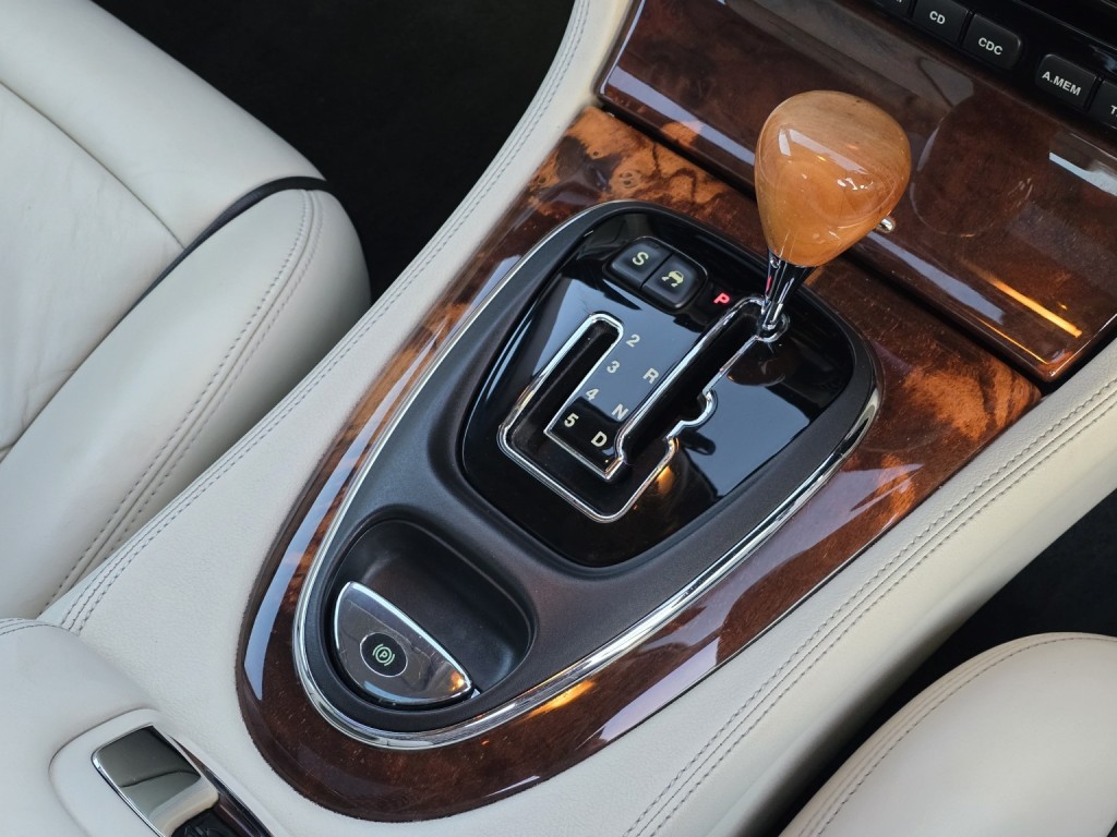 JAGUAR XJ 4.2 XJ8 Sovereign 2005