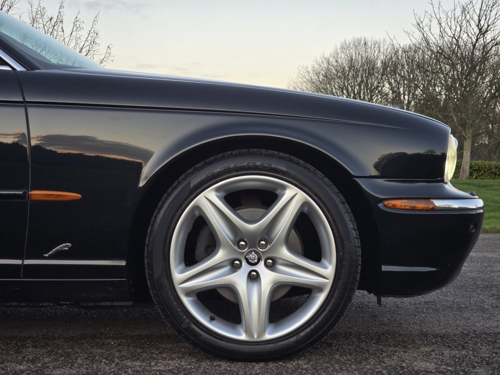 JAGUAR XJ 4.2 XJ8 Sovereign 2005