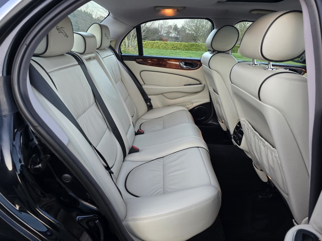 JAGUAR XJ 4.2 XJ8 Sovereign 2005