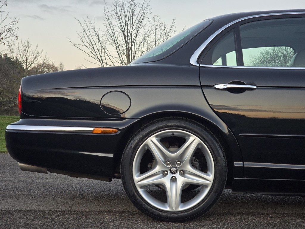 JAGUAR XJ 4.2 XJ8 Sovereign 2005