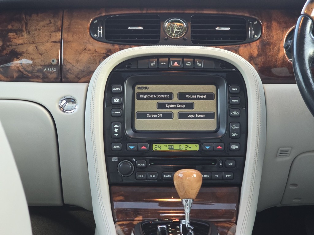 JAGUAR XJ 4.2 XJ8 Sovereign 2005