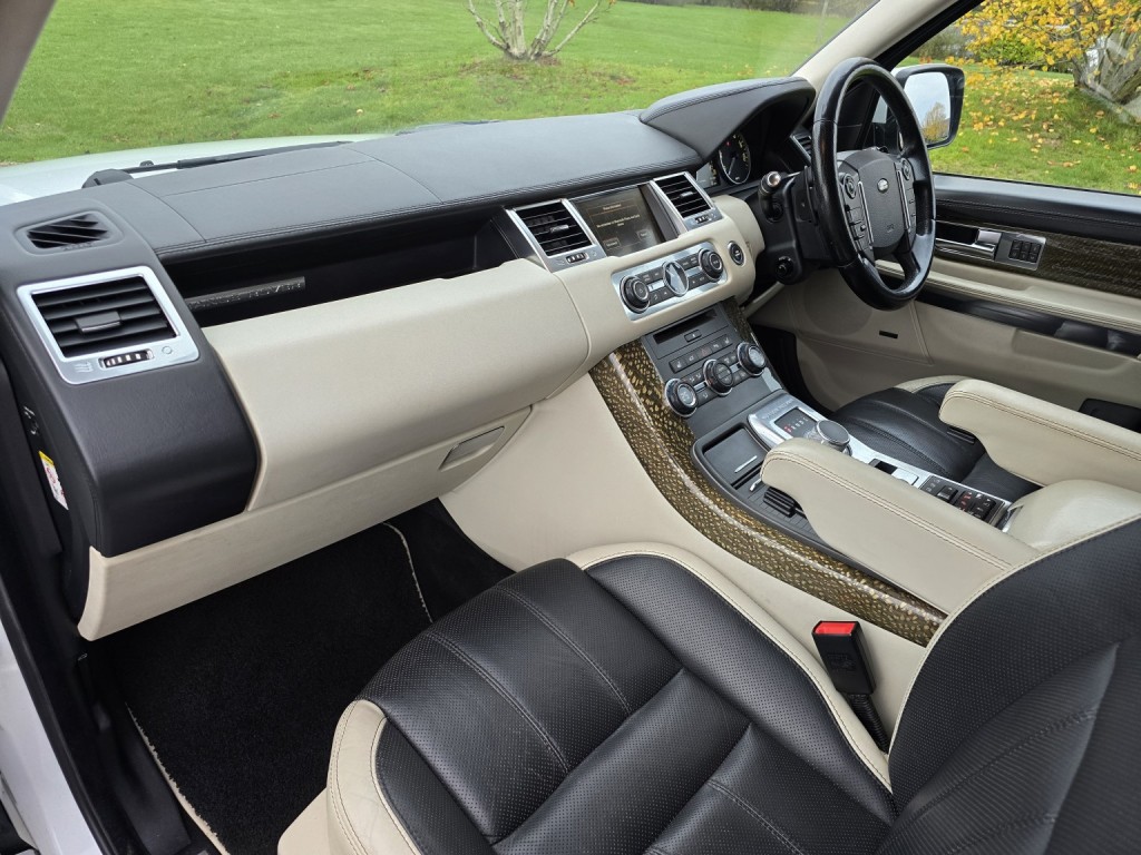 LAND ROVER RANGE ROVER SPORT 3.0 SD V6 Autobiography Sport 2012