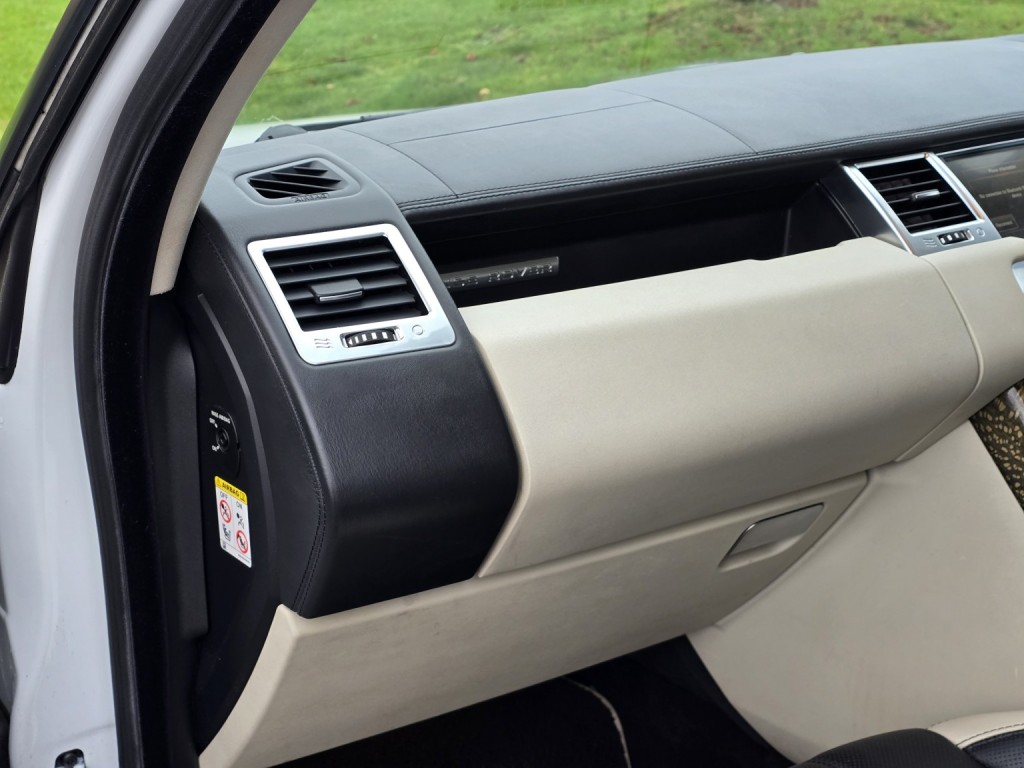 LAND ROVER RANGE ROVER SPORT 3.0 SD V6 Autobiography Sport 2012