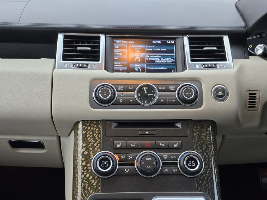 LAND ROVER RANGE ROVER SPORT 3.0 SD V6 Autobiography Sport 2012