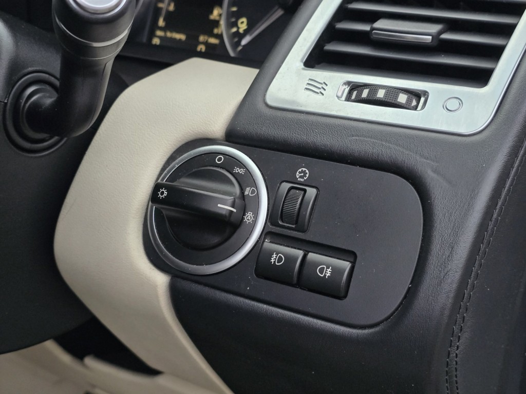 LAND ROVER RANGE ROVER SPORT 3.0 SD V6 Autobiography Sport 2012