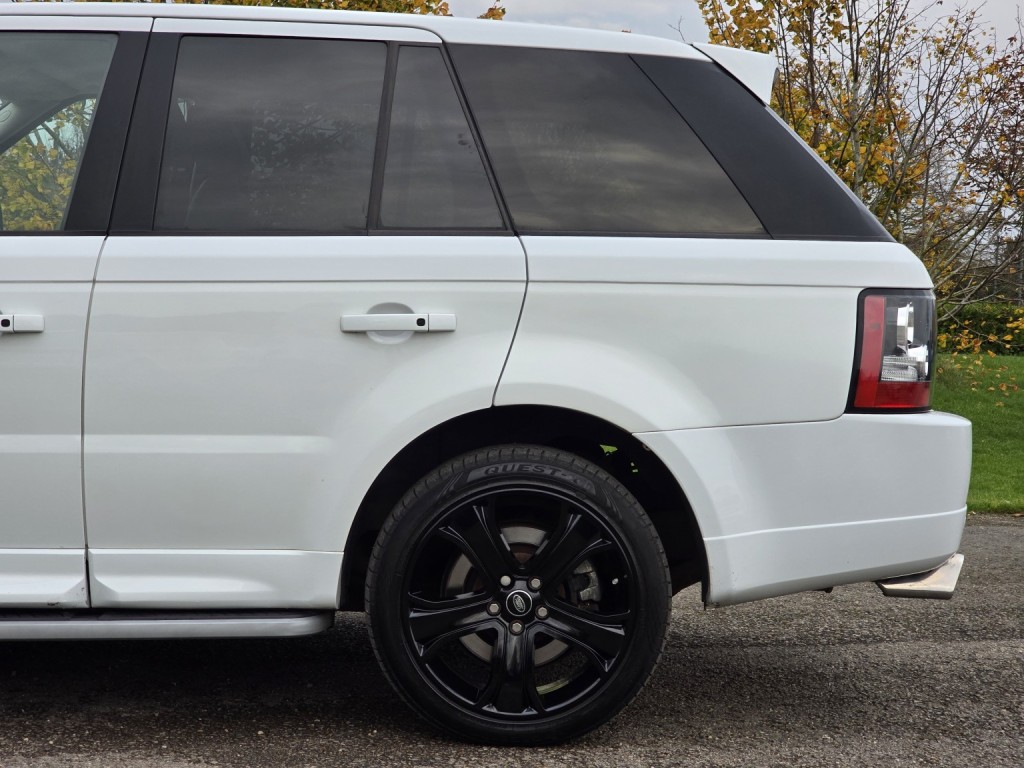 LAND ROVER RANGE ROVER SPORT 3.0 SD V6 Autobiography Sport 2012