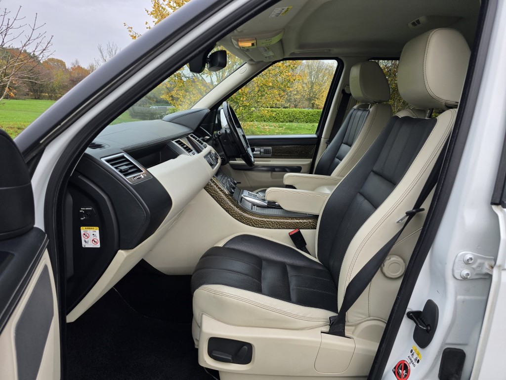 LAND ROVER RANGE ROVER SPORT 3.0 SD V6 Autobiography Sport 2012