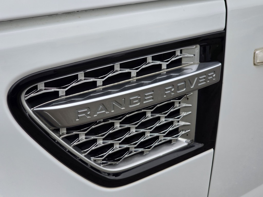 LAND ROVER RANGE ROVER SPORT 3.0 SD V6 Autobiography Sport 2012