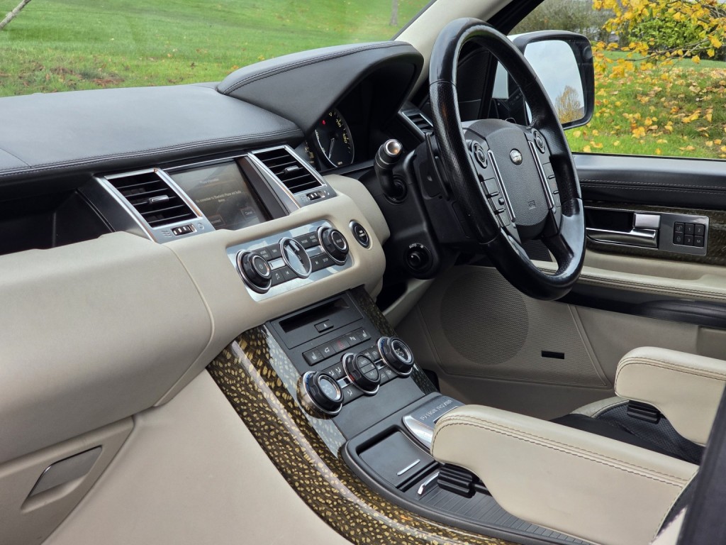 LAND ROVER RANGE ROVER SPORT 3.0 SD V6 Autobiography Sport 2012