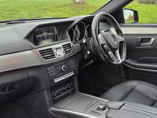 View MERCEDES-BENZ E CLASS 2.1 E250 CDI AMG Night Edition