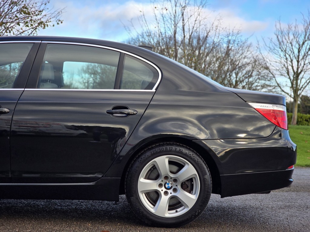 BMW 5 SERIES 2.0 520d SE Business Edition Saloon 2009