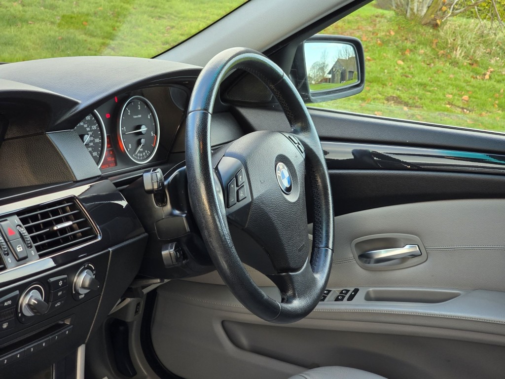 BMW 5 SERIES 2.0 520d SE Business Edition Saloon 2009