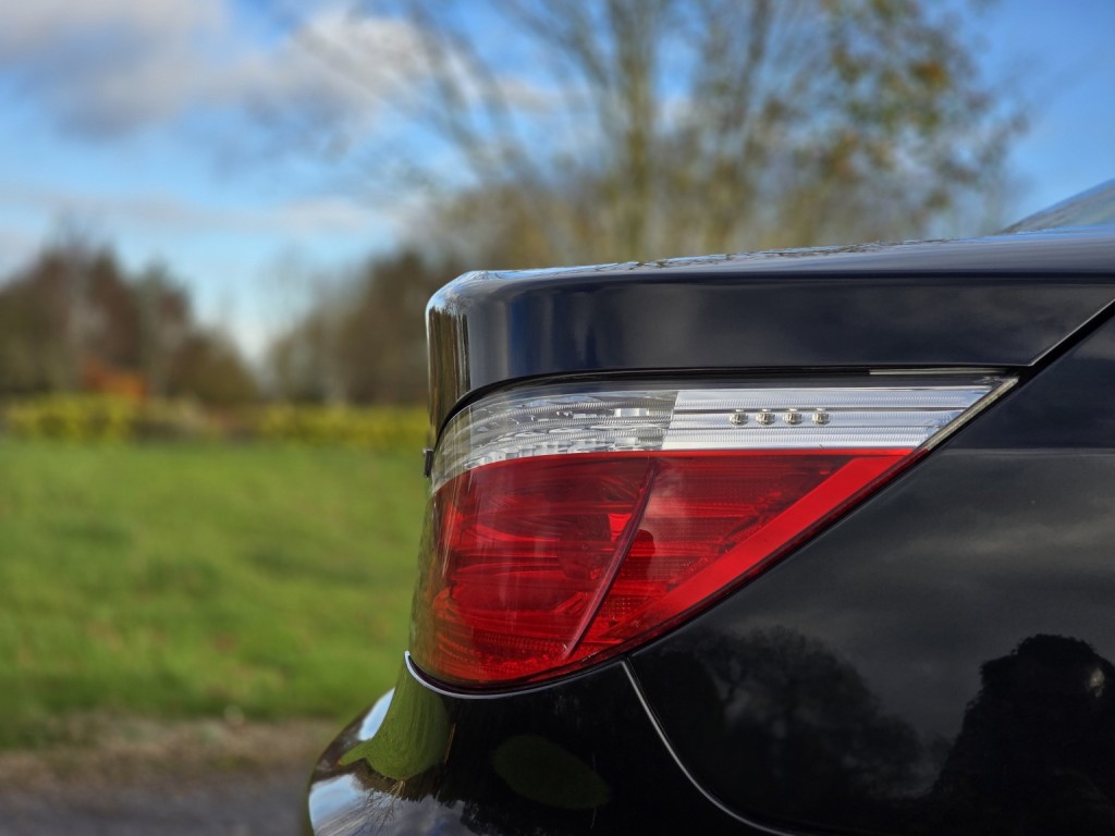 BMW 5 SERIES 2.0 520d SE Business Edition Saloon 2009