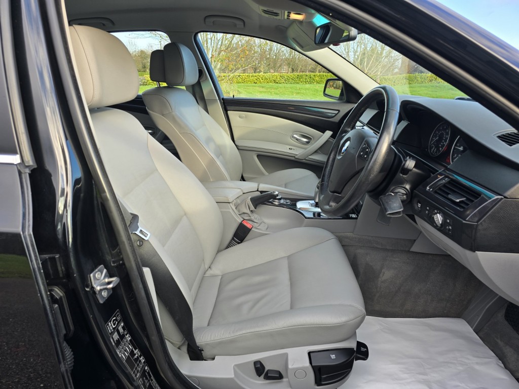 BMW 5 SERIES 2.0 520d SE Business Edition Saloon 2009