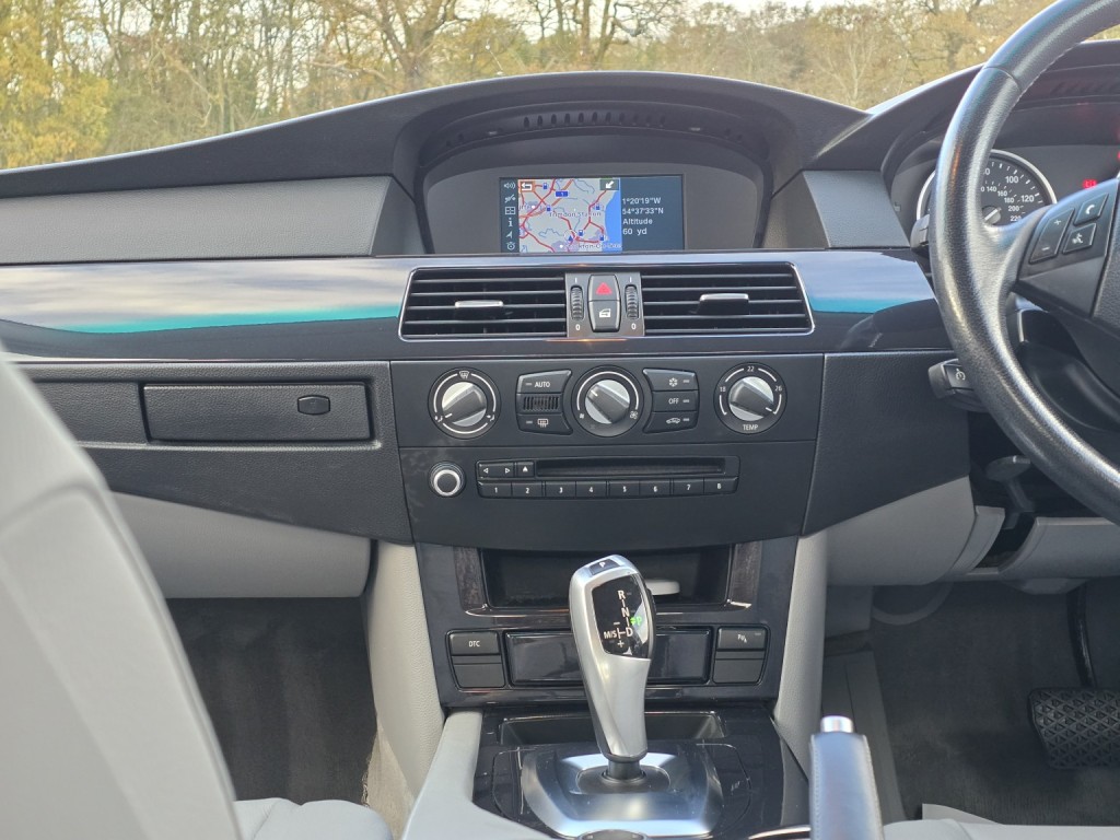 BMW 5 SERIES 2.0 520d SE Business Edition Saloon 2009