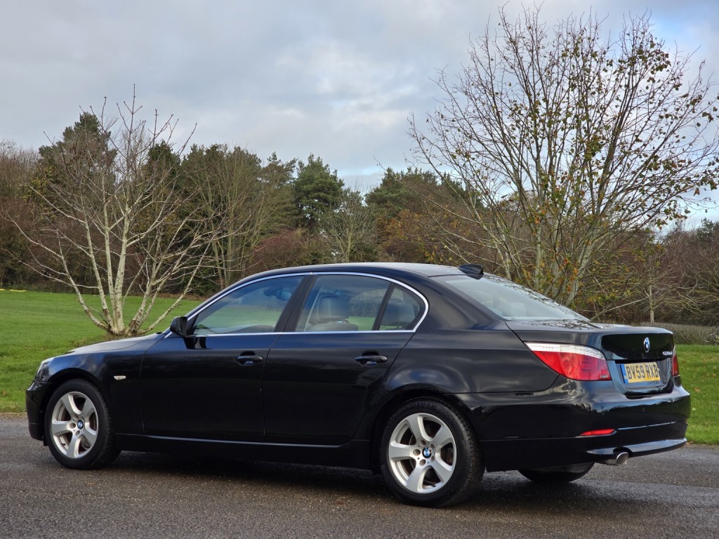 BMW 5 SERIES 2.0 520d SE Business Edition Saloon 2009