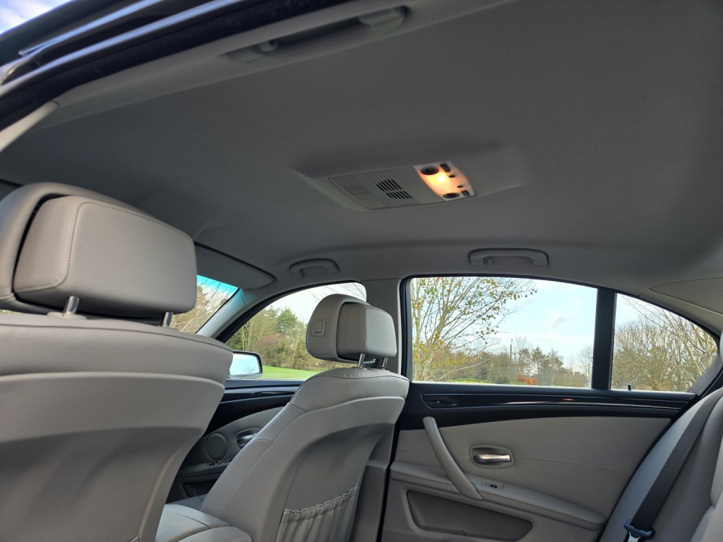 BMW 5 SERIES 2.0 520d SE Business Edition Saloon 2009