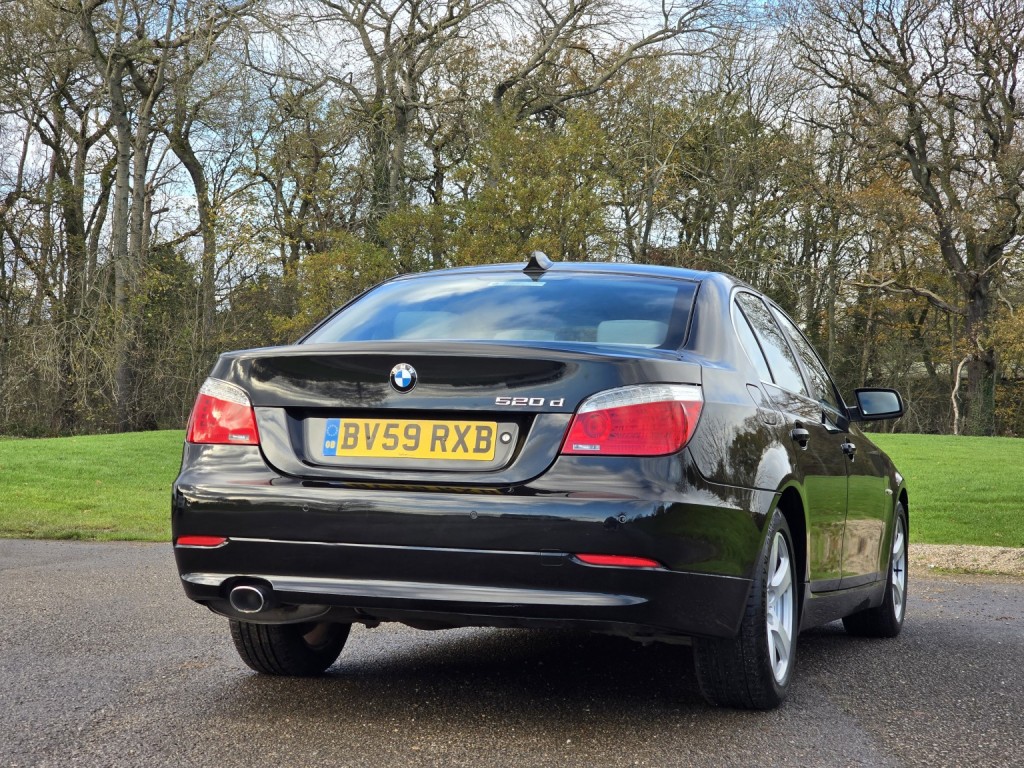 BMW 5 SERIES 2.0 520d SE Business Edition Saloon 2009