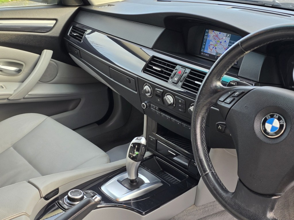 BMW 5 SERIES 2.0 520d SE Business Edition Saloon 2009