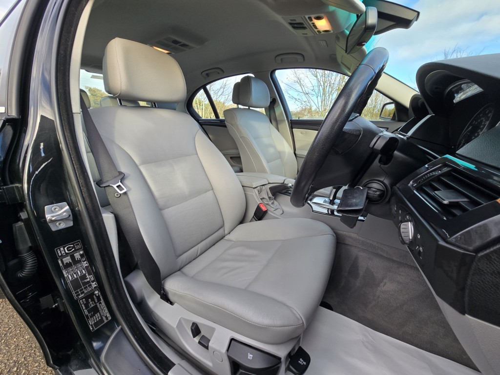 BMW 5 SERIES 2.0 520d SE Business Edition Saloon 2009