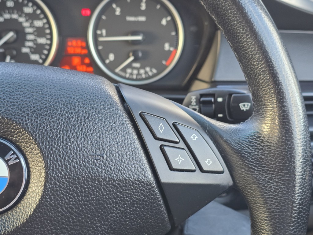 BMW 5 SERIES 2.0 520d SE Business Edition Saloon 2009