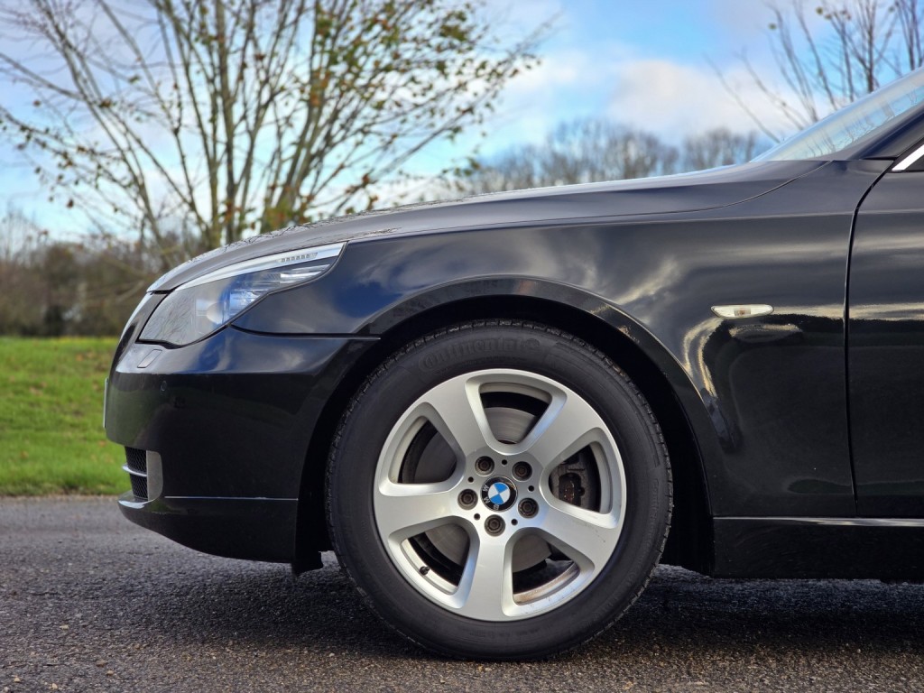 BMW 5 SERIES 2.0 520d SE Business Edition Saloon 2009