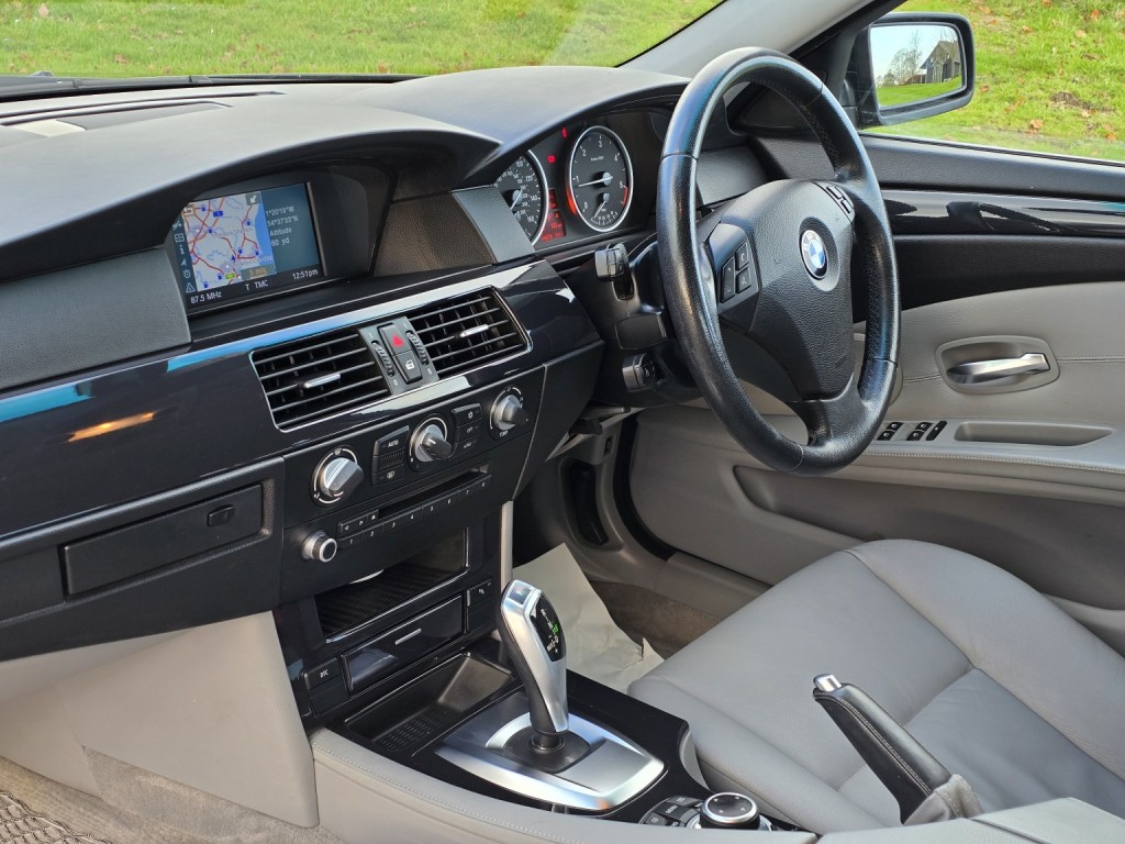 BMW 5 SERIES 2.0 520d SE Business Edition Saloon 2009