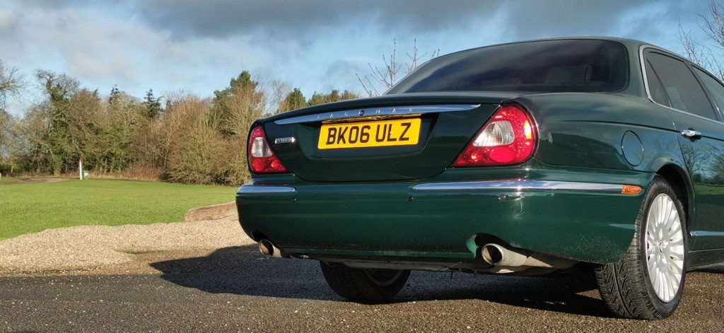 JAGUAR XJ 4.2 XJ8 Sovereign LWB Saloon 4dr 2006